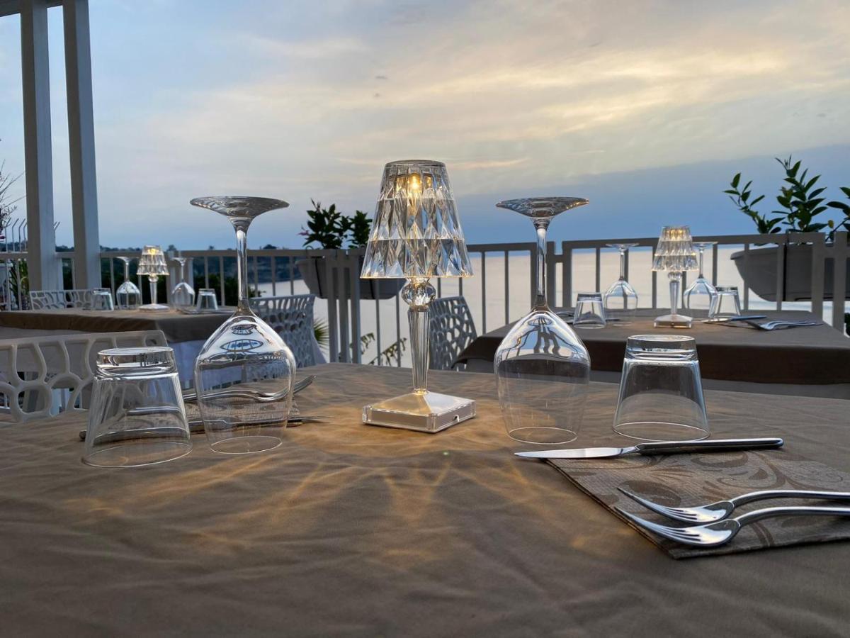 Mediterranean Boutique Hotel Тропея Экстерьер фото