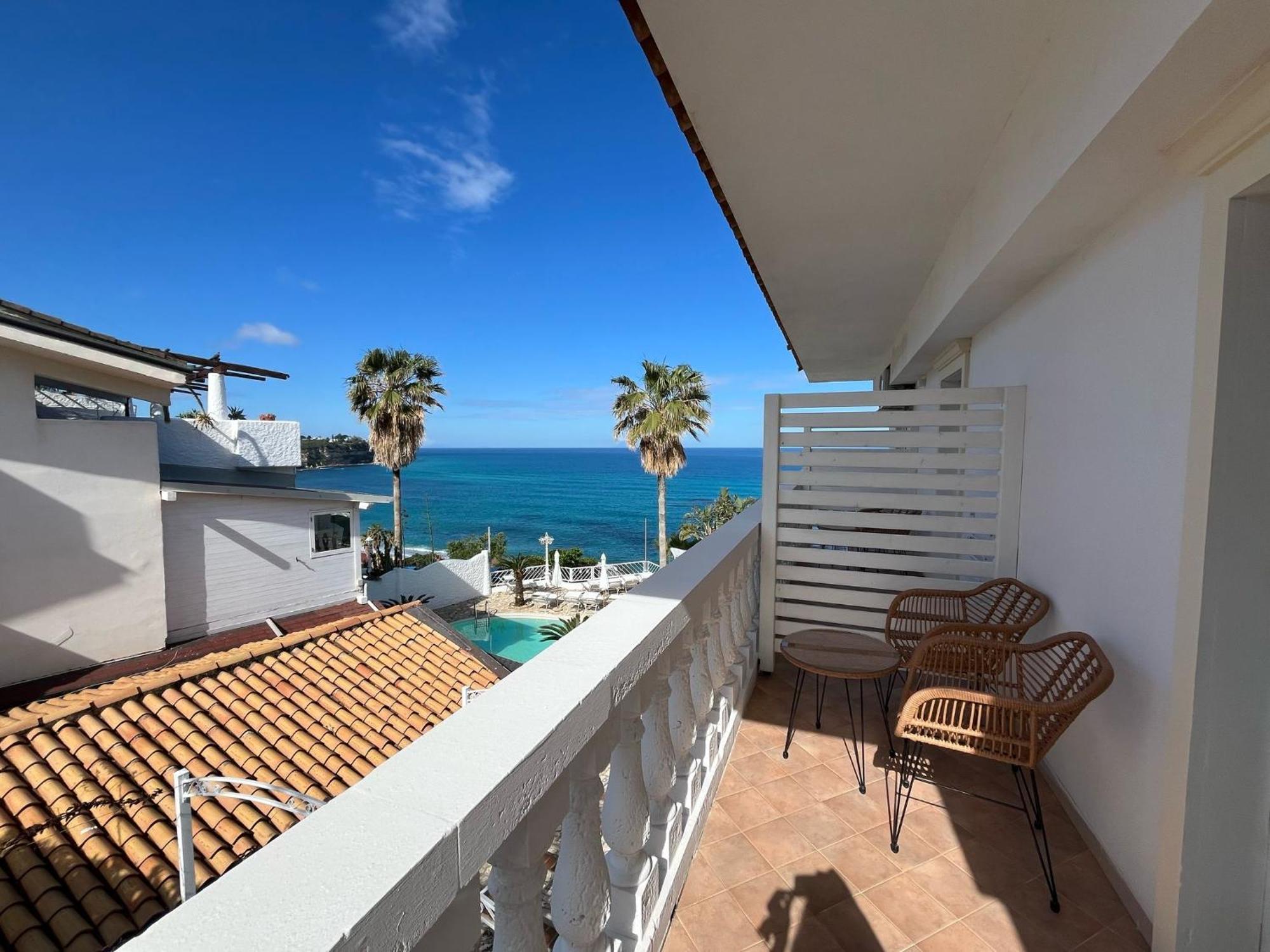 Mediterranean Boutique Hotel Тропея Экстерьер фото