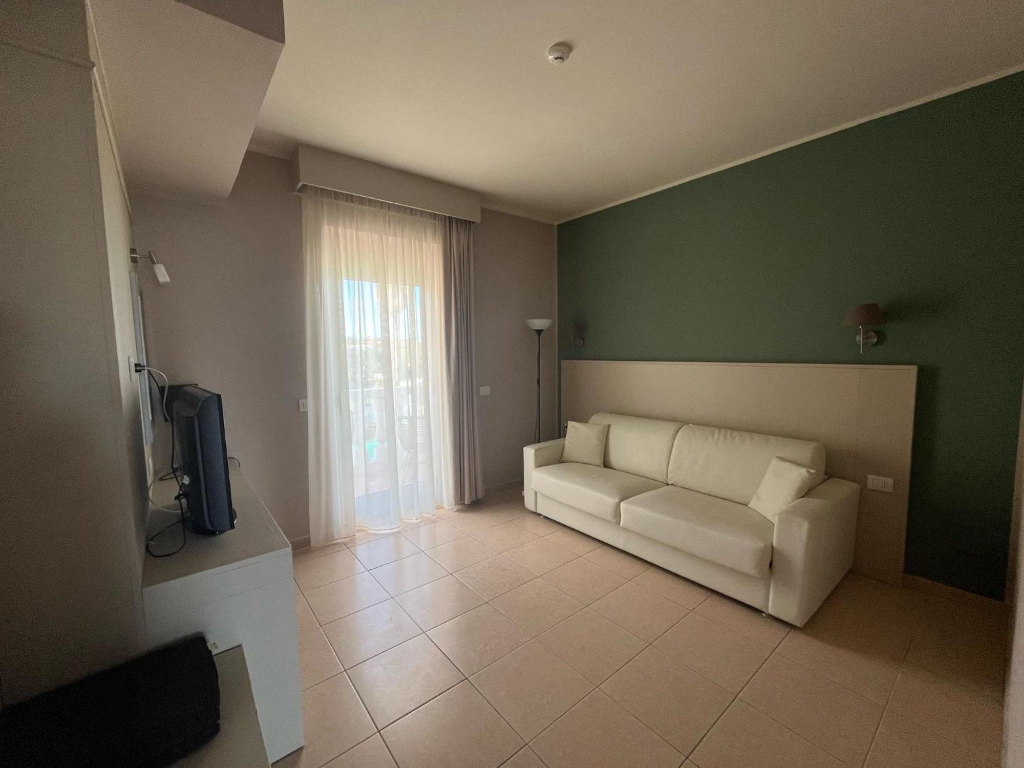 Mediterranean Boutique Hotel Тропея Экстерьер фото